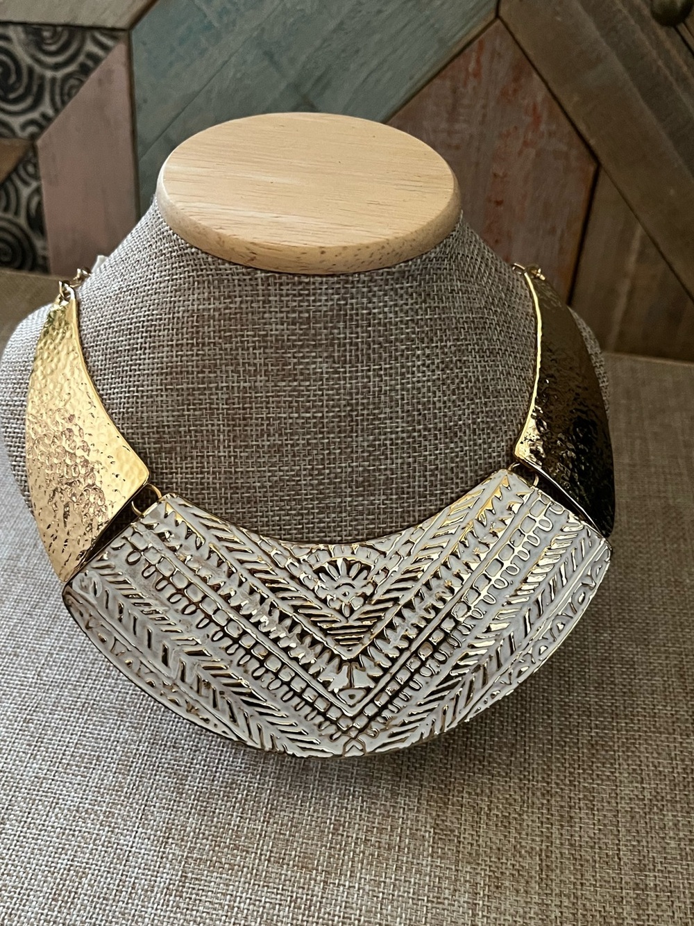 Statement Tribal-Inspired Collar Necklace in Gold and White